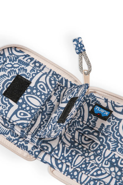 Zip Around Wallet Divine Damask