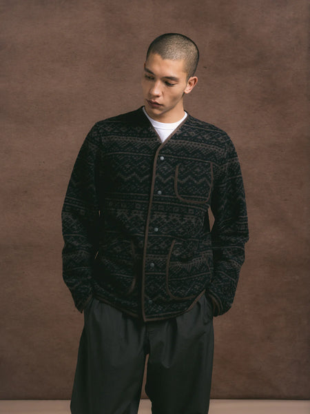 Neist Cardigan Peat Black Knitted Fairisle
